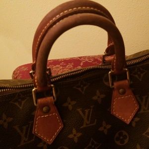 Louis Vuitton  Speedy 25